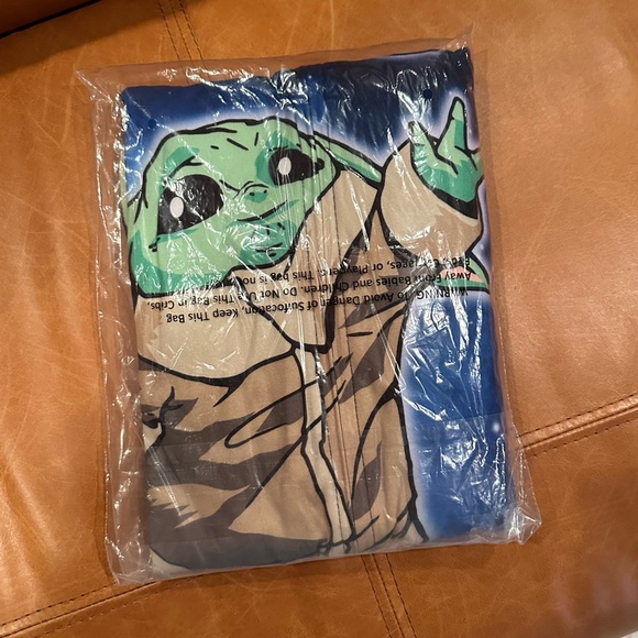 Star Wars Grogu Hooded Onesie Pajama Size 6 - Picture 4 of 5